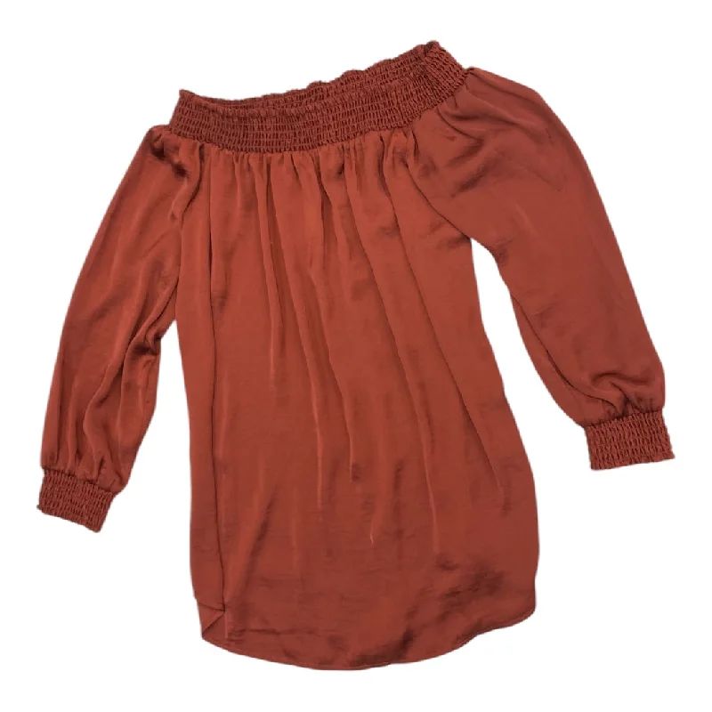 Cozy Sweaters Top Long Sleeve By Cabi In Maroon, Size: M