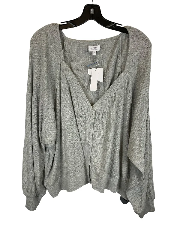 Urban Sweaters Top Long Sleeve By True Craft In Grey, Size: 3x