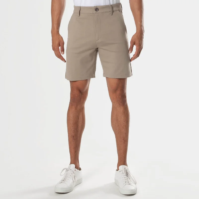 Modern T-shirts 7" Khaki Comfort Knit Chino Shorts