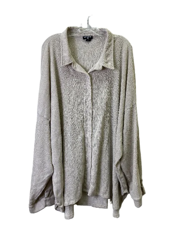 Relaxed Footwear Top Long Sleeve By Pretty Little Thing In Taupe, Size: 4x