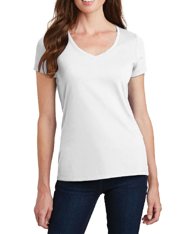 Relaxed Sweaters Women's Fashion Fit Fan Favorite Short Sleeve V-Neck Tee