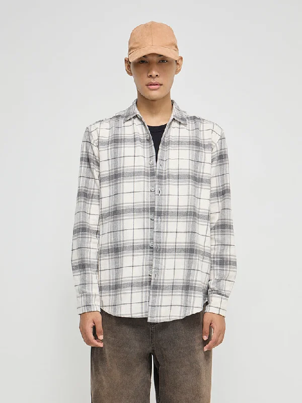 Urban Footwear Nuon Grey Checkered Relaxed-Fit Cotton-Blend Shirt