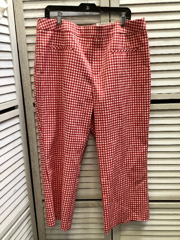 Casual Layers Pants Cropped By Cato In Red & White, Size: 18