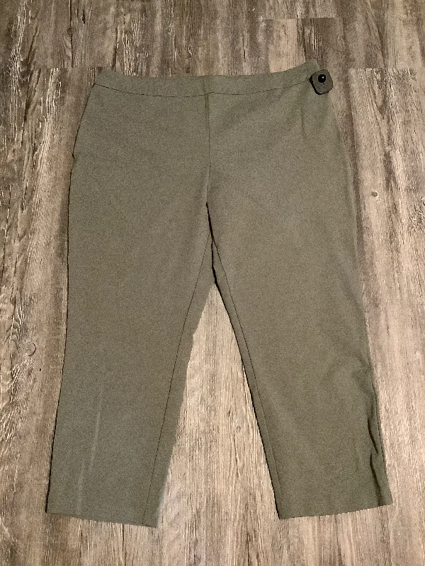 Sporty Looks Pants Cropped By Wonderly In Green, Size: 18