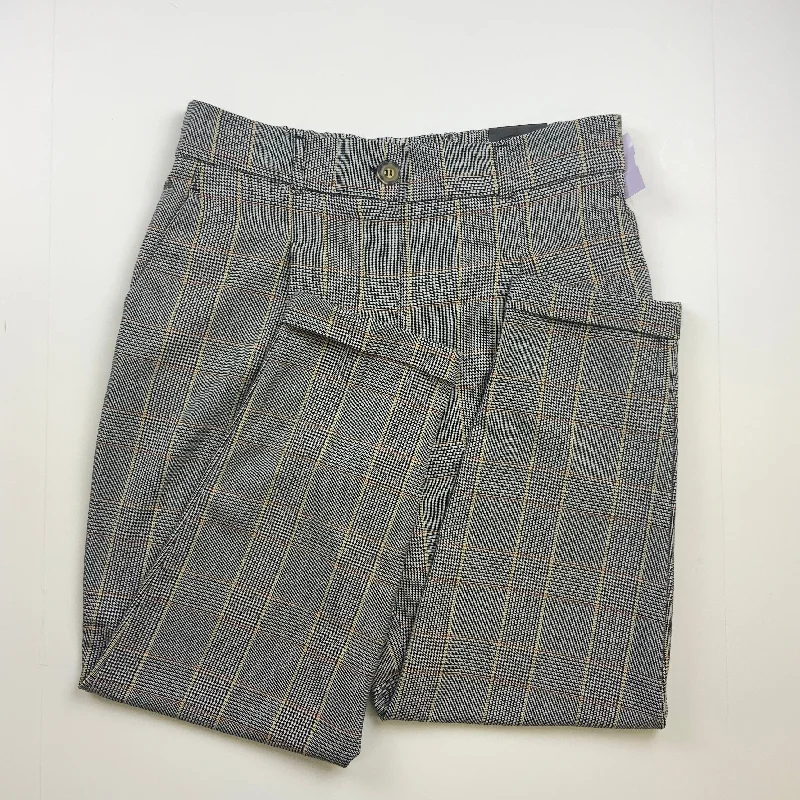 Trendy Shorts Pants Dress By Jules & Leopold In Plaid Pattern, Size: M